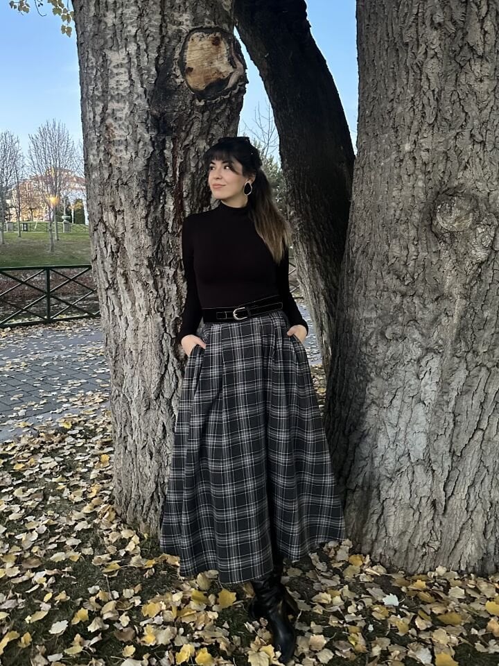 Bel Biye Detaylı Siyah Ekose Etek