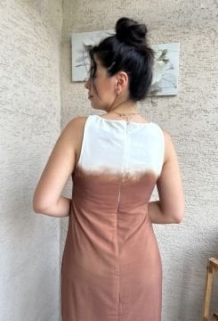 Batik Desenli Yanı Yırtmaçlı Krem-Kahve Elbise