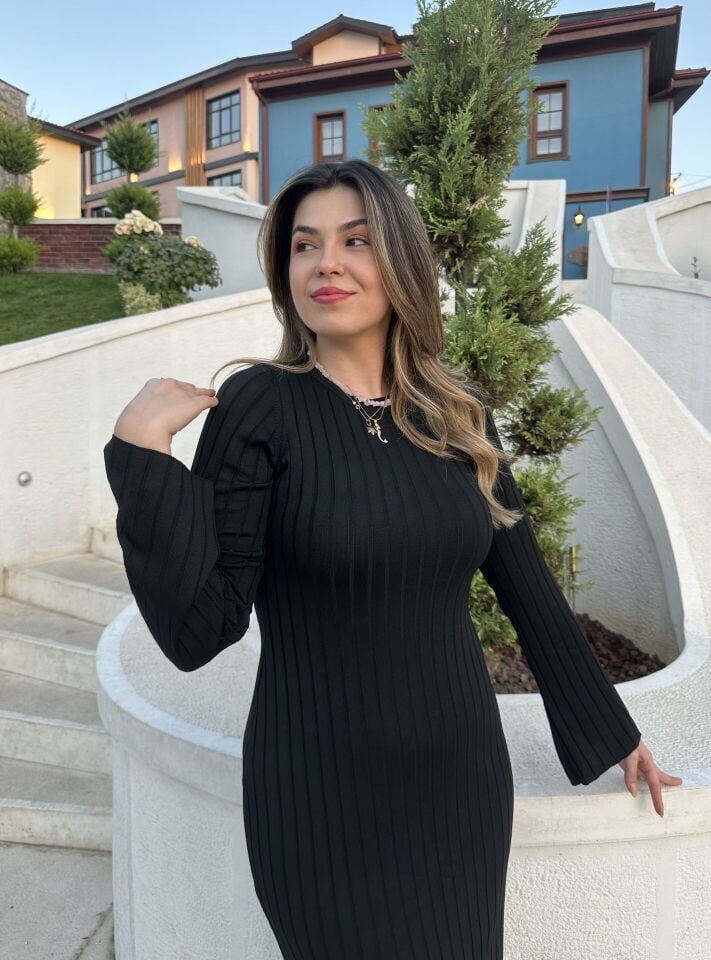 Fitilli Siyah Triko Elbise