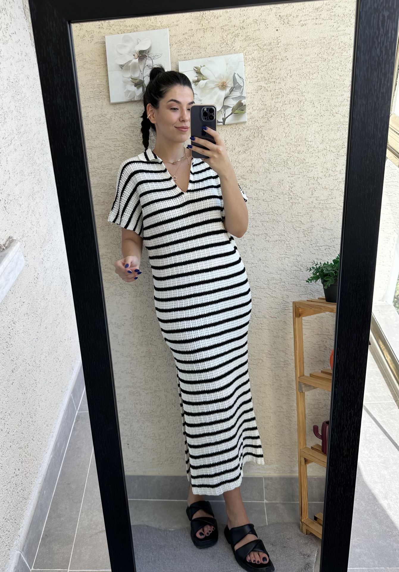 Ekru-Siyah Triko Polo Yaka Elbise