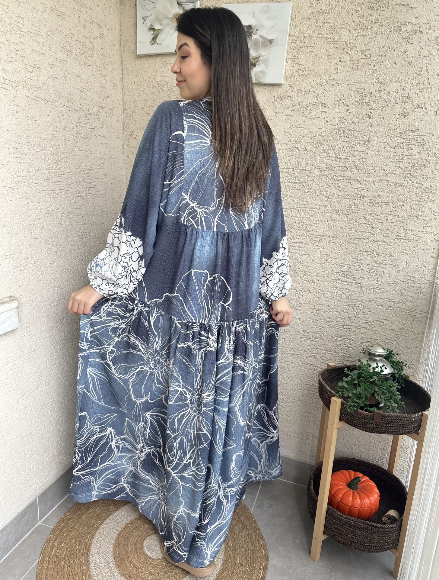 Katleya Mavi Beyaz Büyük Çiçekli Elbise