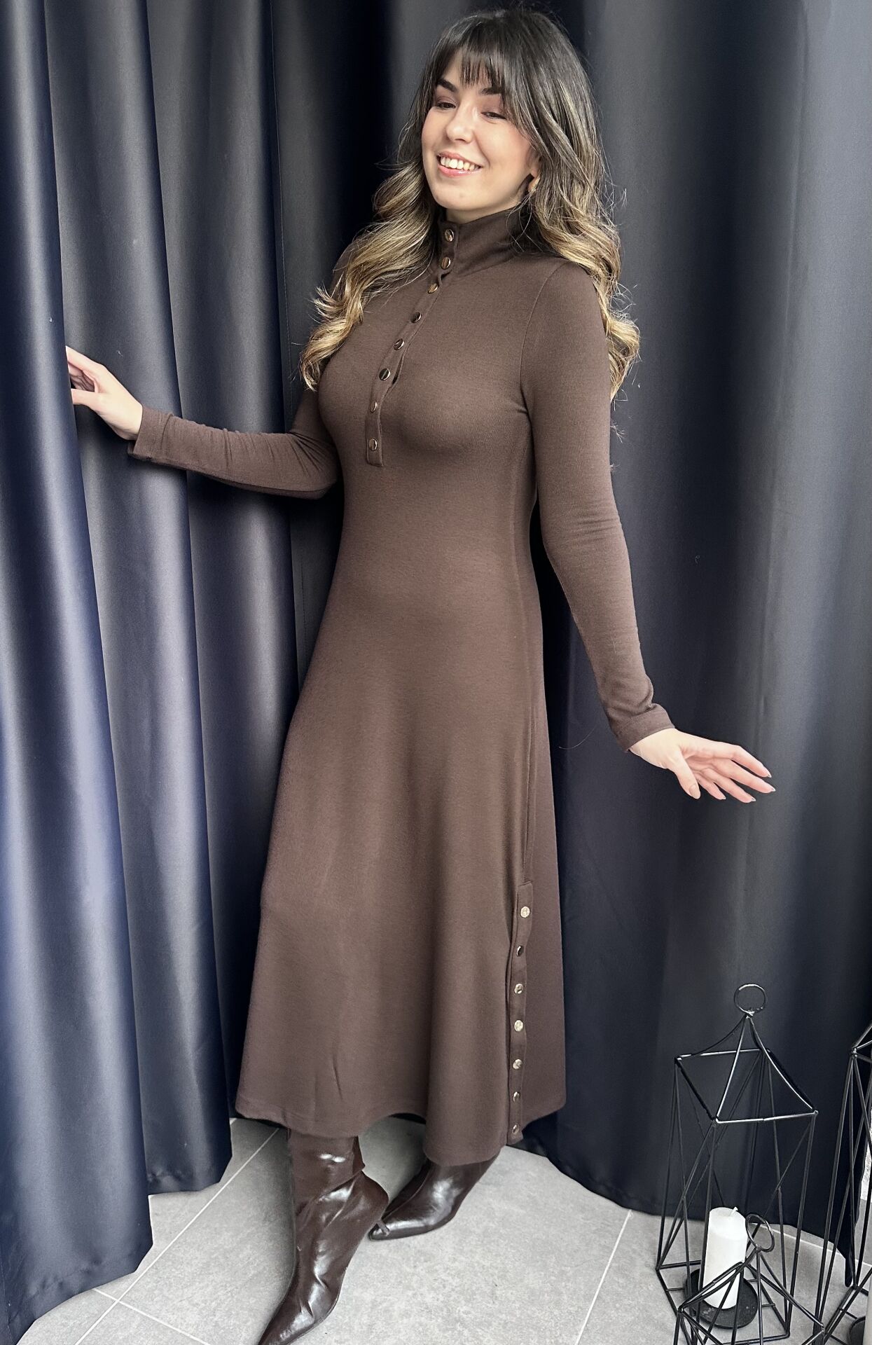 Çıtçıt Detaylı Acı Kahve Çilek Elbise