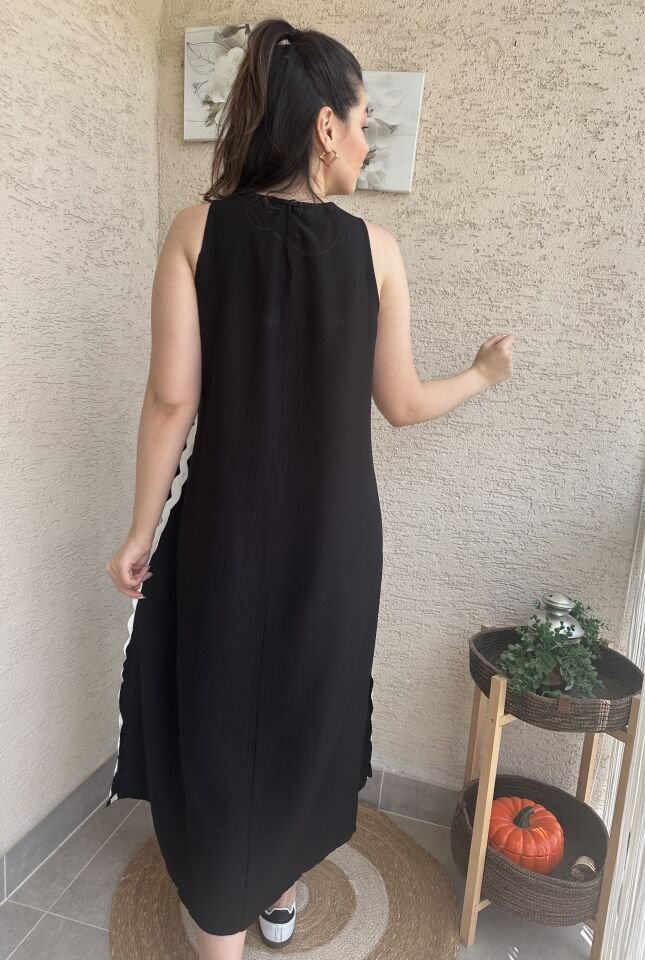 Su Taşı Detaylı Elbise Siyah