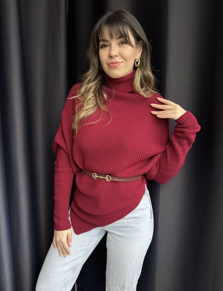 Asimetrik Kesim Bordo Yarasa Kol Kazak