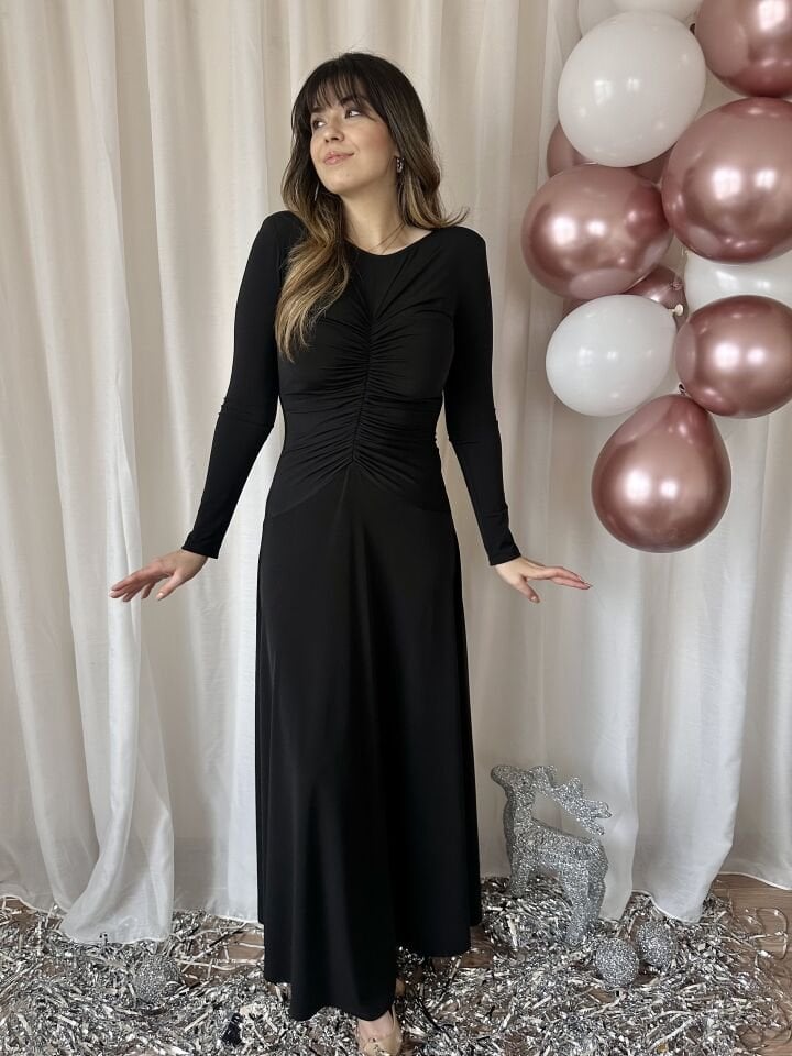 Drape Detaylı Vatkalı Maksi Elbise