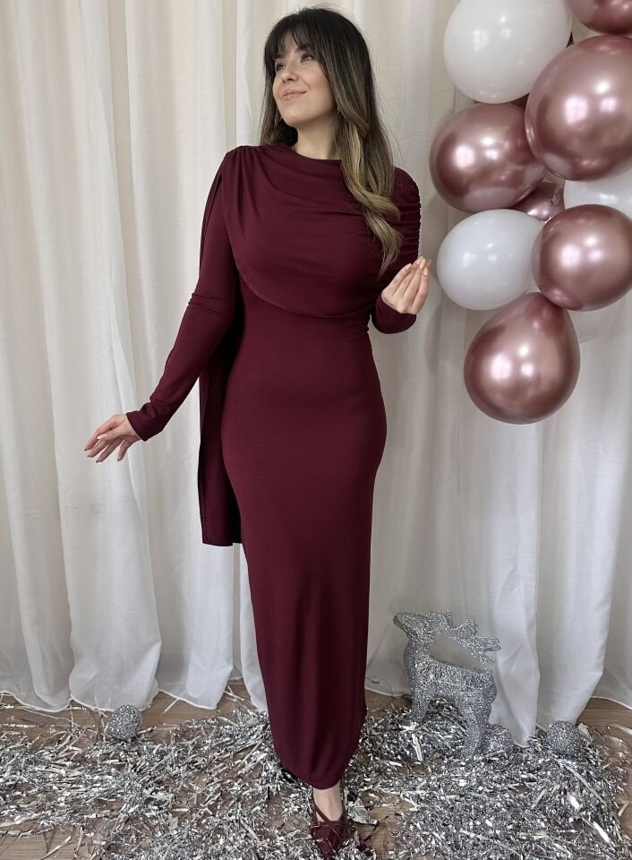 Tali Pelerin Detaylı Bordo Elbise