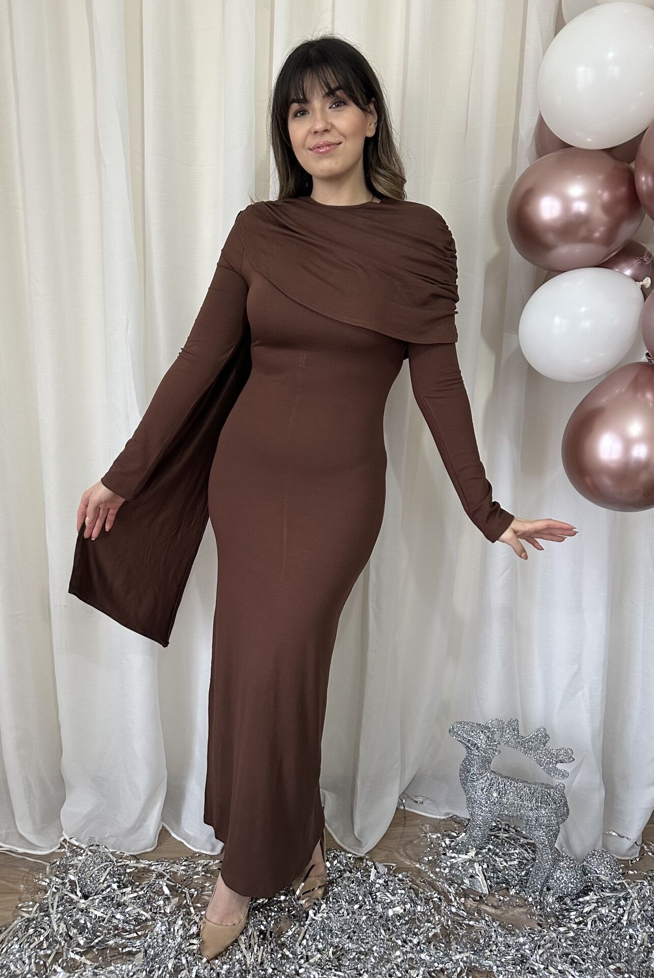 Tali Pelerin Detaylı Kahverengi Elbise